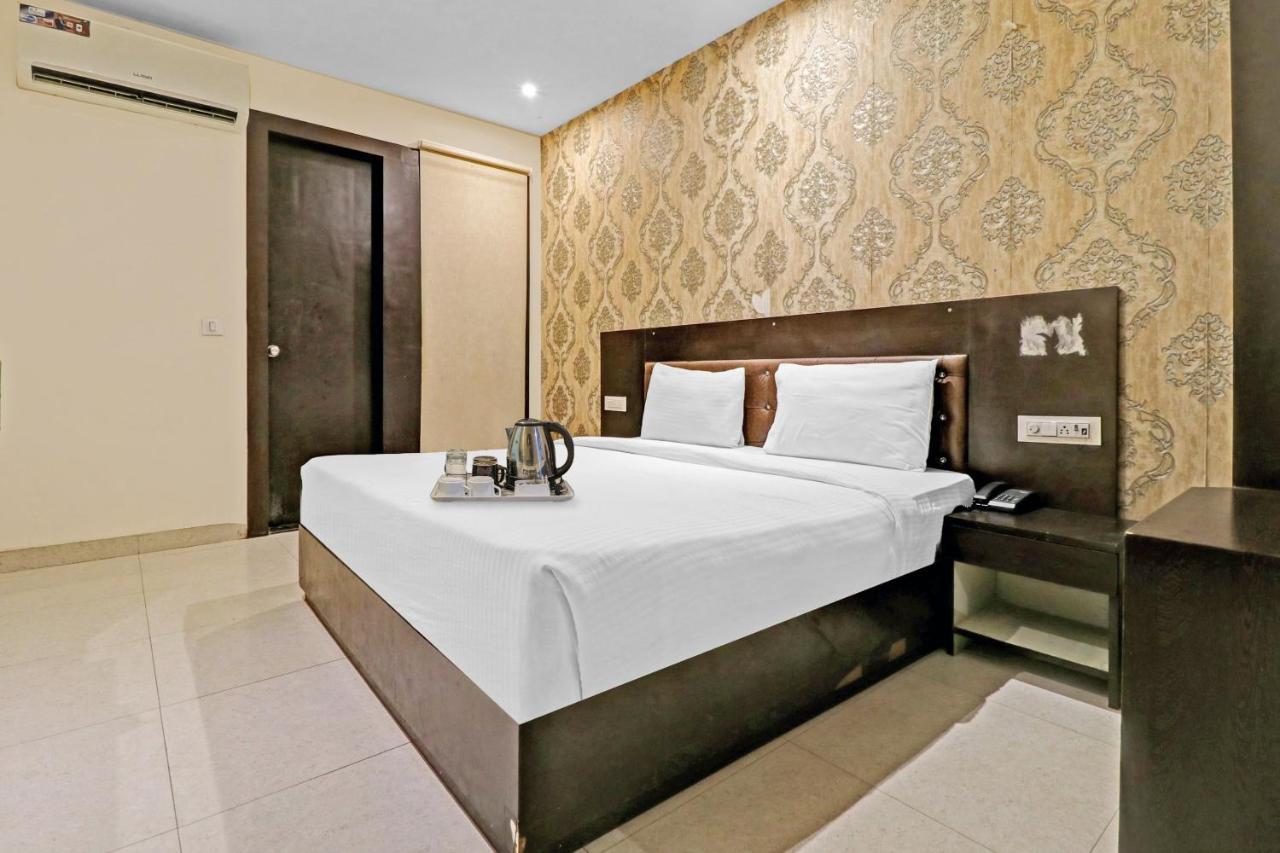 Oyo 23368 Boutique Hotel Paragon Nowe Delhi Zewnętrze zdjęcie